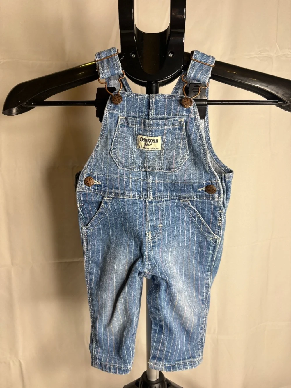 OSHKOSH B’GOSH Baby Girl’s Light Wash Striped Vestbak Overalls Size 3M Y2K